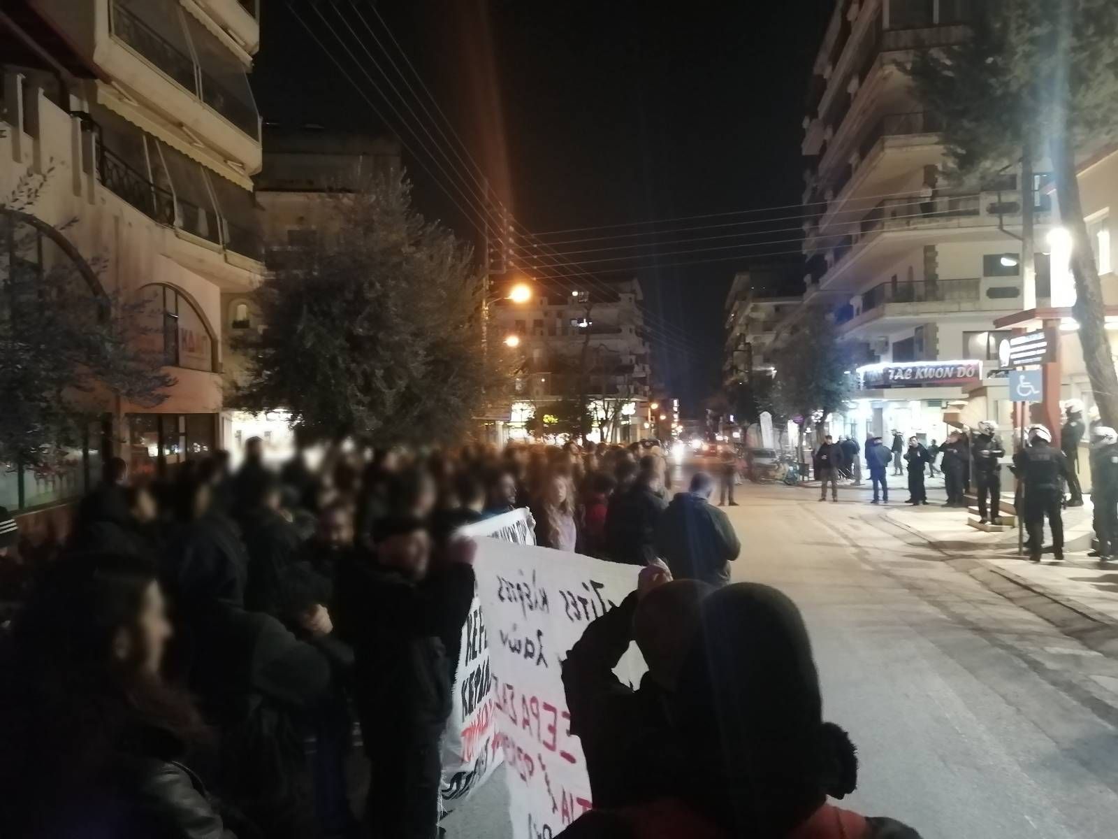 Κανένα σπίτι στα χέρια τραπεζίτη