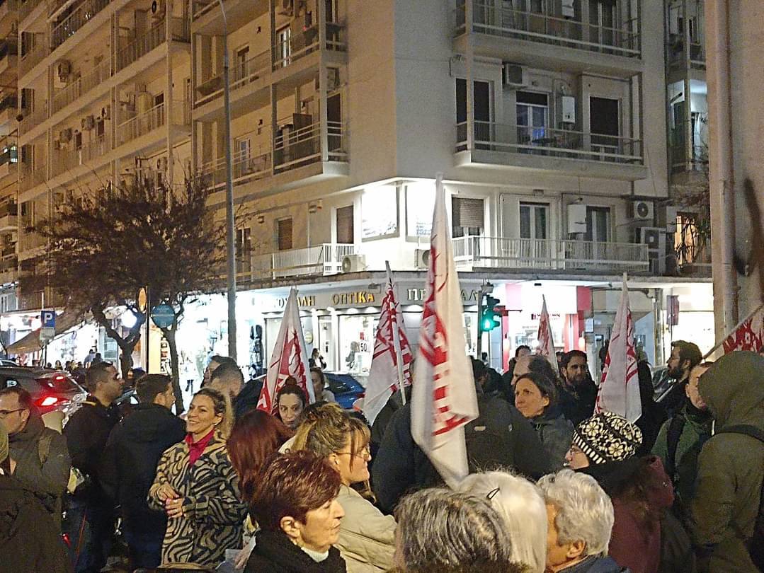 Ενημέρωση από την συγκέντρωση αλληλεγγύης στην απολυμένη νέα μητέρα στον ΟΤΕ